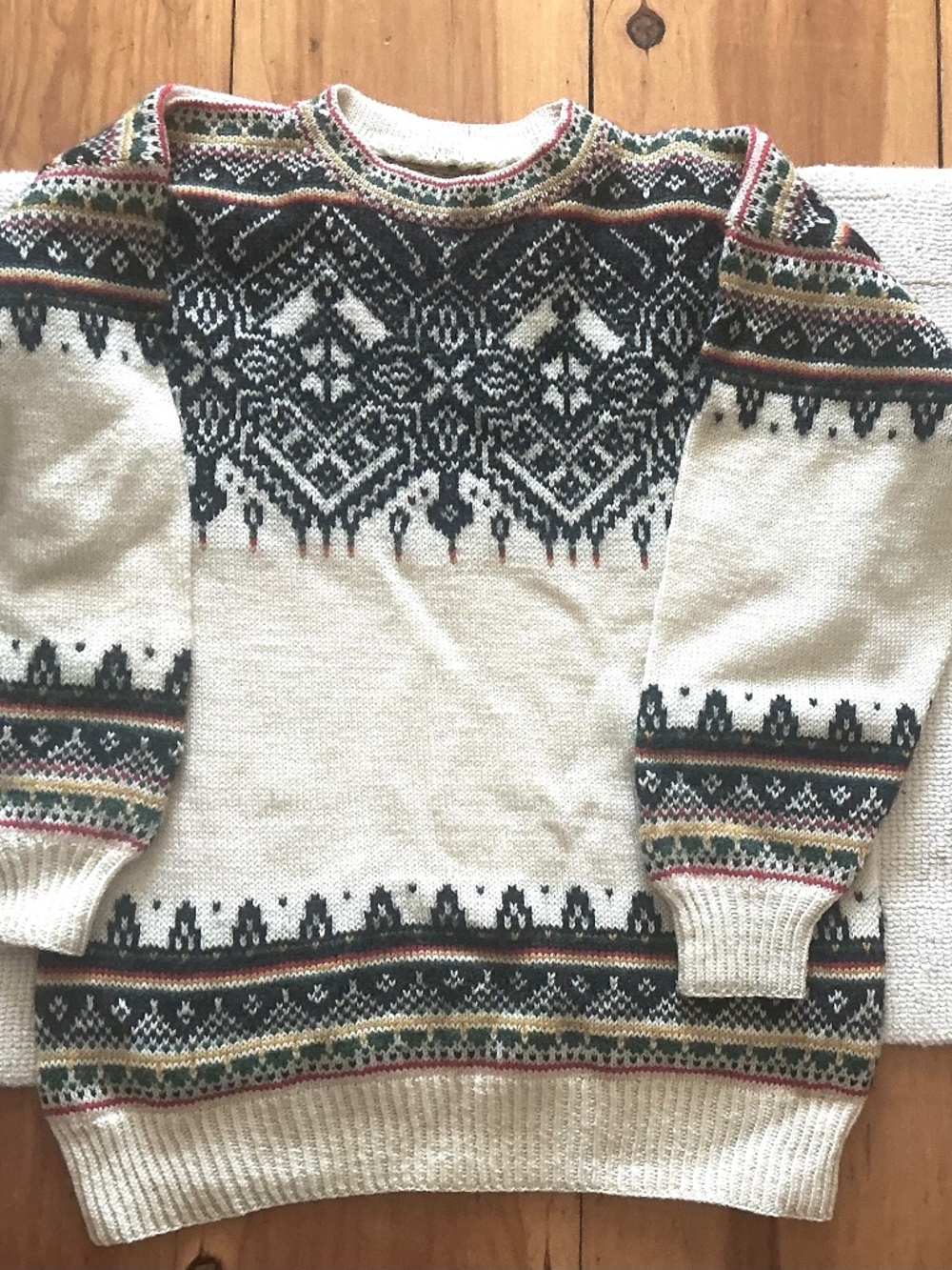 Nordic wool vintage sweater, medium- large